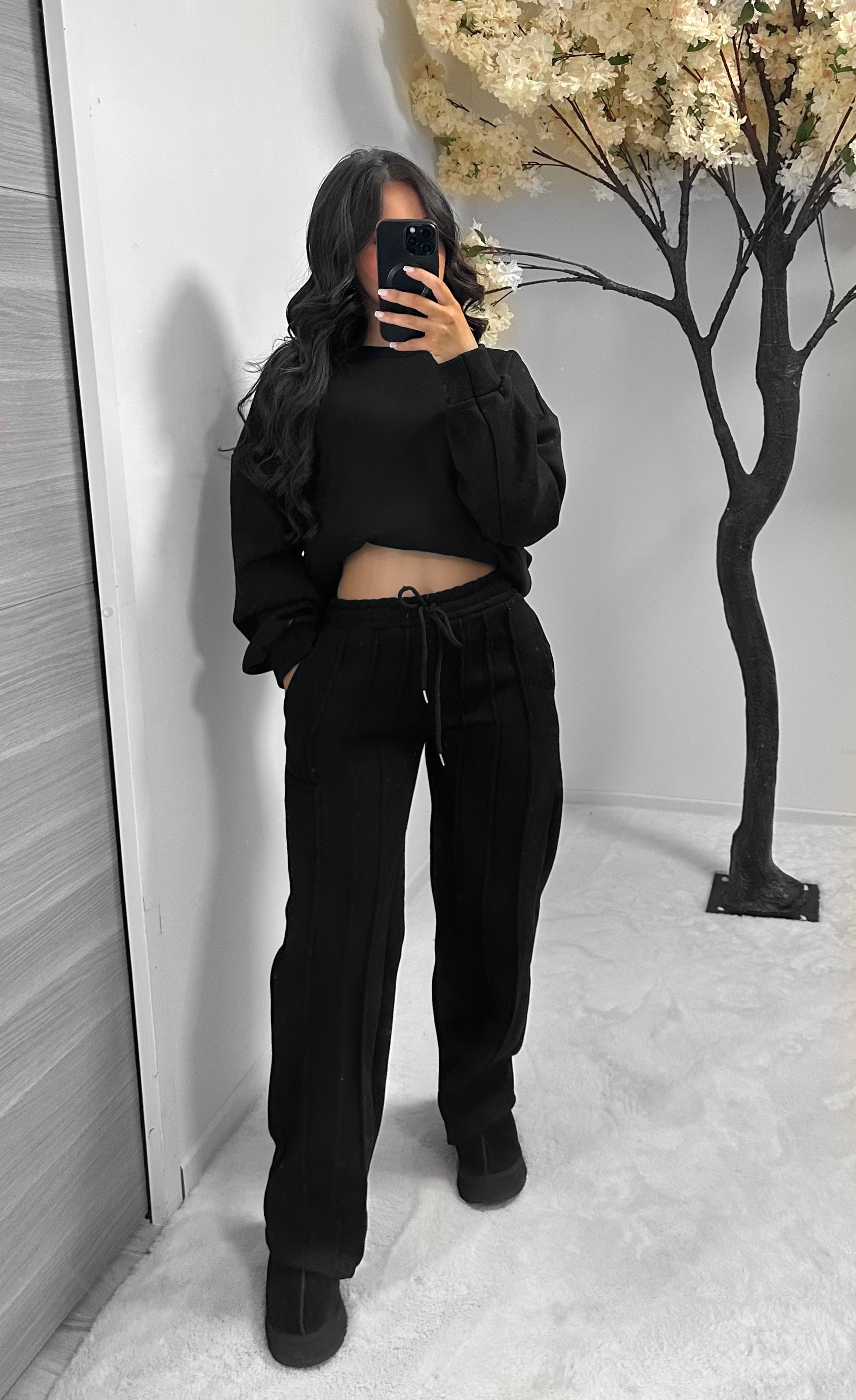 misslinoush 