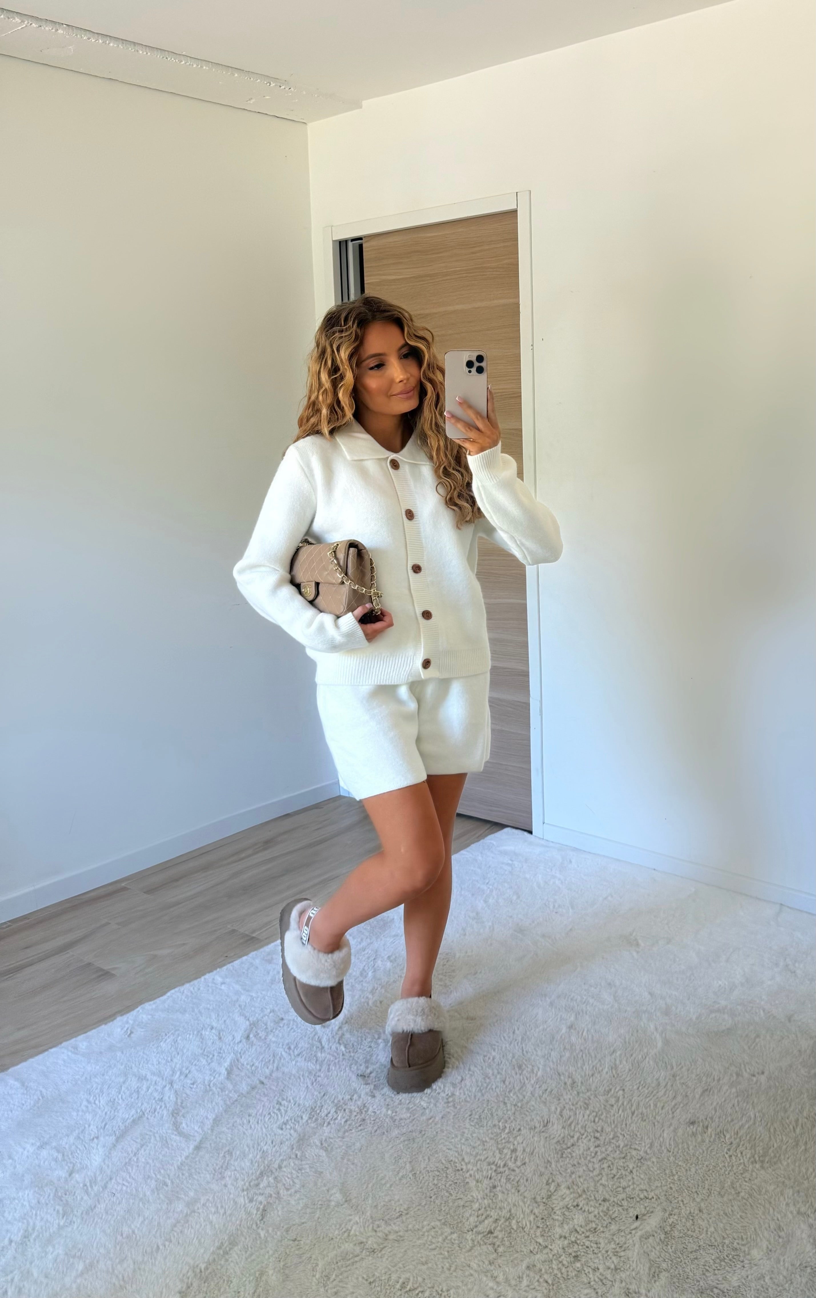 misslinoush 
